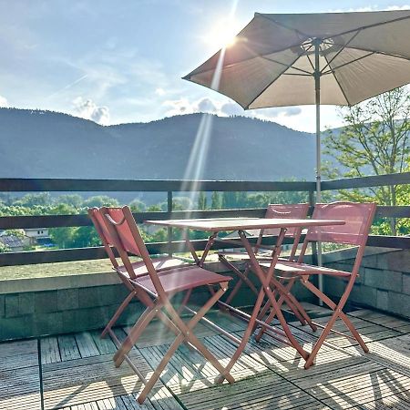 Charmant Appartement Avec Terrasse Parking Ispagnac Bagian luar foto